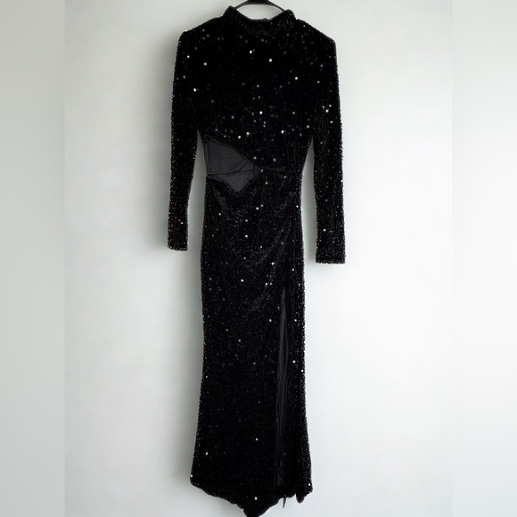 Elegant Black Long Sleeve Dress - Picture 1 of 4
